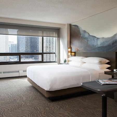 Calgary Marriott Downtown Hotel Экстерьер фото
