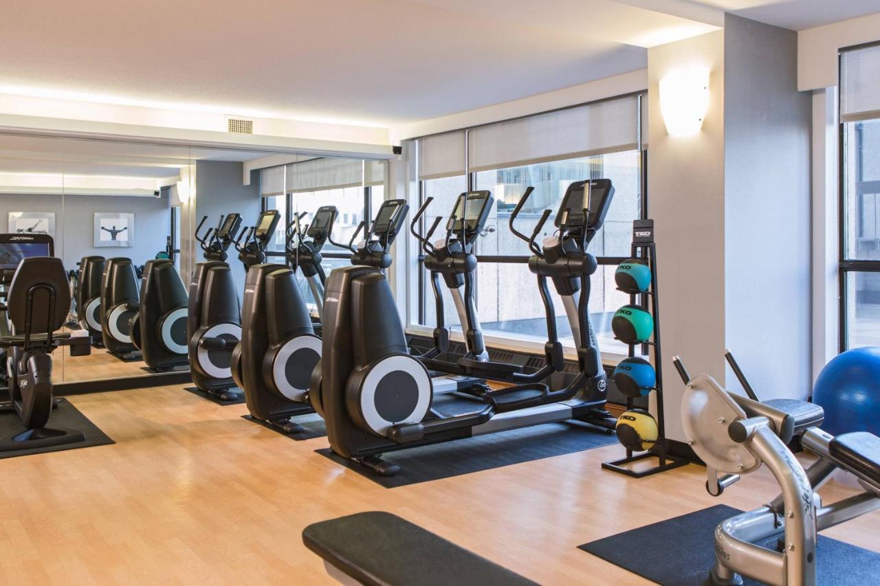 Calgary Marriott Downtown Hotel Экстерьер фото