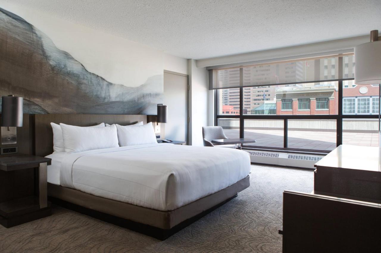 Calgary Marriott Downtown Hotel Экстерьер фото