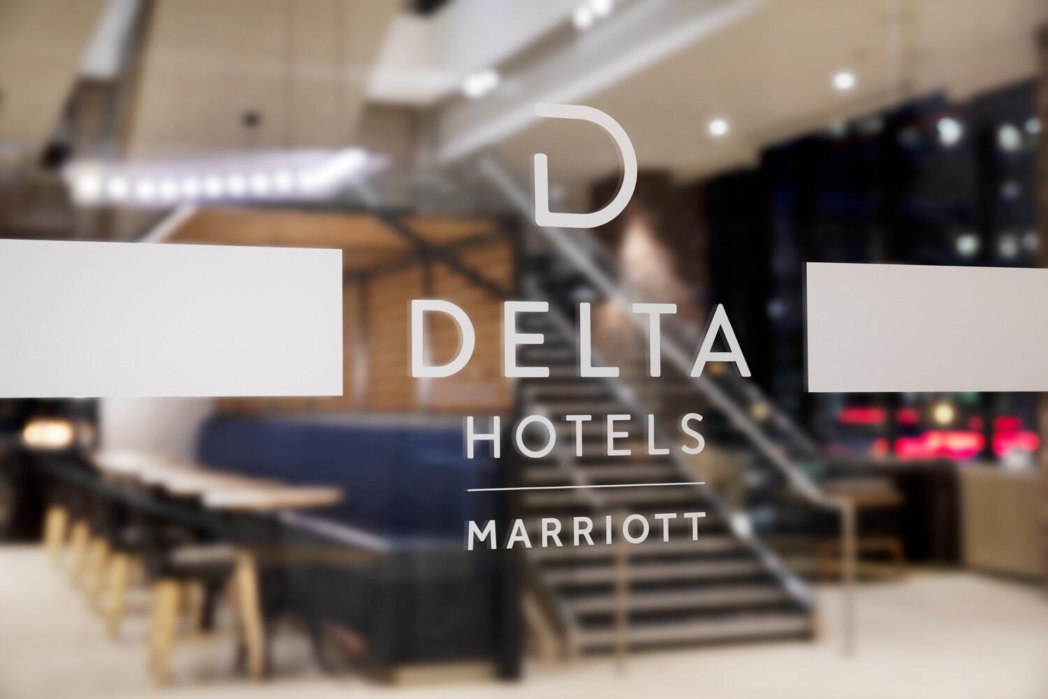 Calgary Marriott Downtown Hotel Экстерьер фото